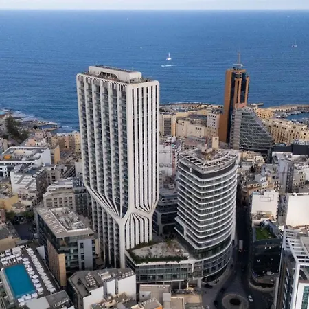 Apartament Chic & Cheeky Reside In Malta's Tallest Skyscraper *