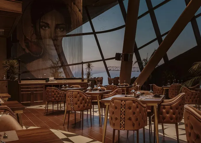 Appartement Chic & Cheeky Reside In Malta's Tallest Skyscraper